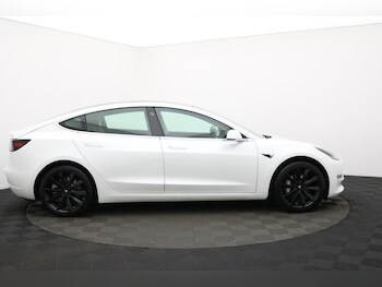 Used Tesla Model 3 2020 for sale - 77452340: Photo