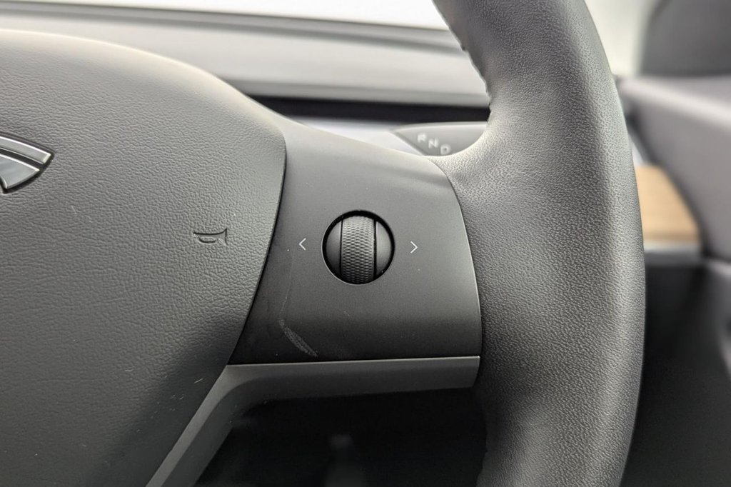 Used Tesla Model 3 2020 for sale - 77452340: Photo 37