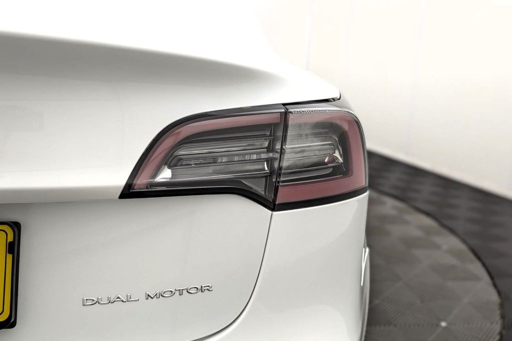 Used Tesla Model 3 2020 for sale - 77452340: Photo 43