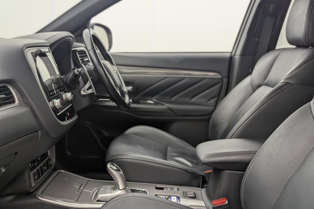 Used Mitsubishi Outlander 2020 for sale - 77936261: Photo 23