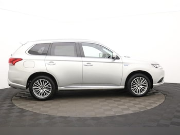Used Mitsubishi Outlander 2020 for sale - 77936261: Photo