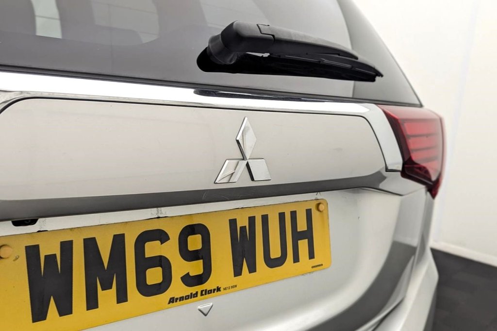 Used Mitsubishi Outlander 2020 for sale - 77936261: Photo 45