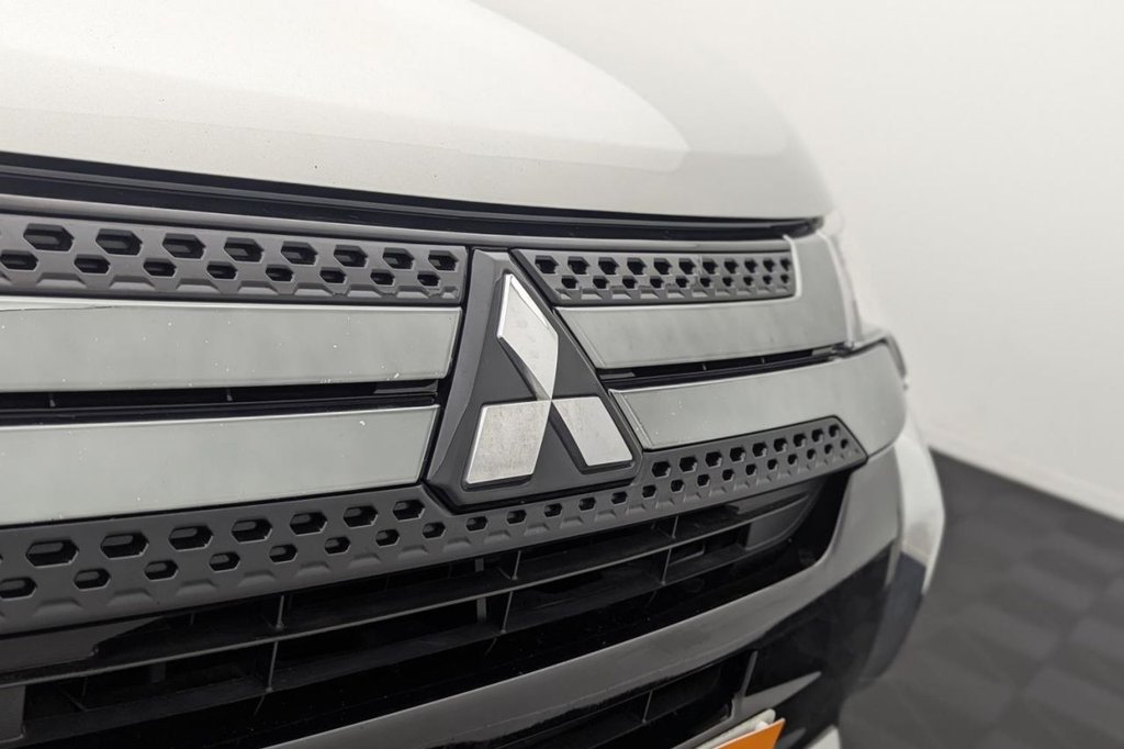 Used Mitsubishi Outlander 2020 for sale - 77936261: Photo 50