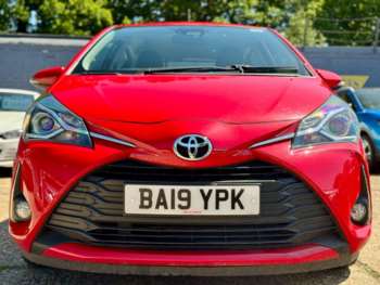 Used Toyota Yaris 2019 for sale - 74902585: Photo