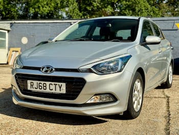 Used Hyundai i20 2018 for sale - 79860710: Photo