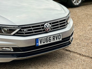 Used Volkswagen Passat 2016 for sale - 79552765: Photo