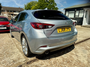 Used Mazda Mazda3 2018 for sale - 79484891: Photo