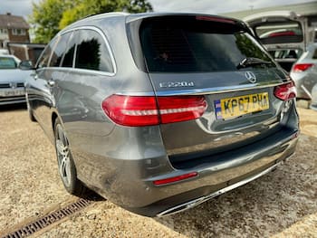 Used Mercedes-Benz E Class 2017 for sale - 79712367: Photo