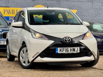 2016 (16) - 1.0 VVT-i x-play Euro 6 5dr