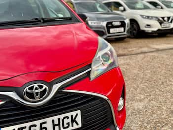 Used Toyota Yaris 2016 for sale - 79601276: Photo