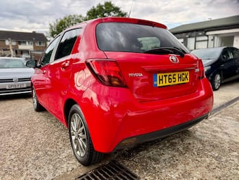 Used Toyota Yaris 2016 for sale - 79601276: Photo