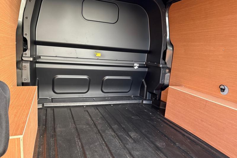 Used Ford Transit Custom 2025 for sale - 76580702: Photo 4