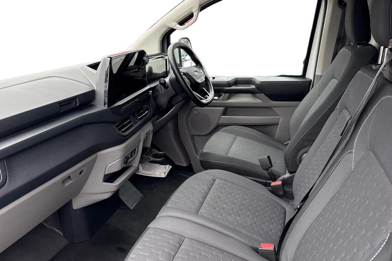 Used Ford Transit Custom 2025 for sale - 76209402: Photo 3