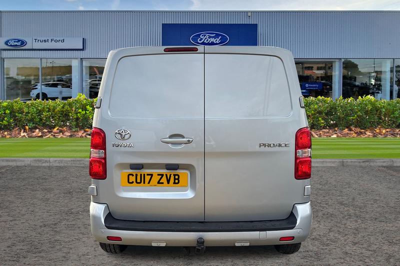 Used Toyota ProAce 2017 for sale - 76918350: Photo 11