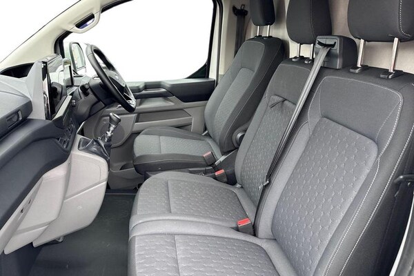 Used Ford Transit Custom 2025 for sale - 75713173: Photo 8