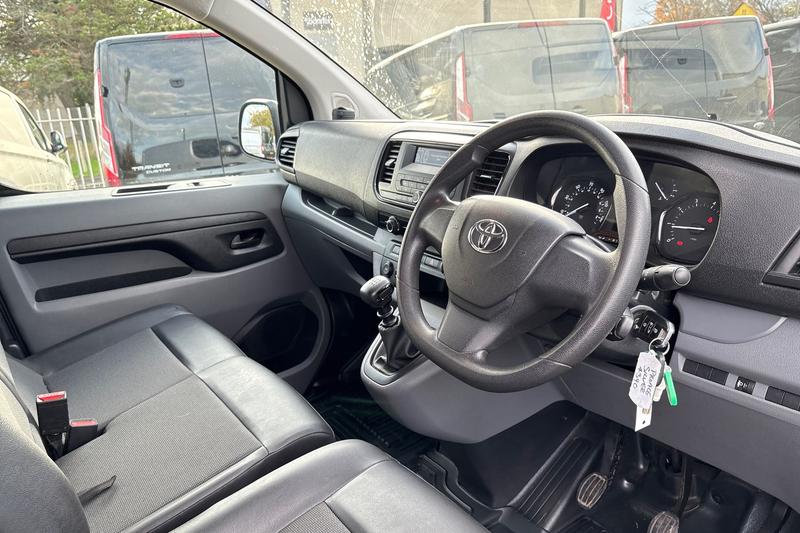 Used Toyota ProAce 2017 for sale - 76819176: Photo 12