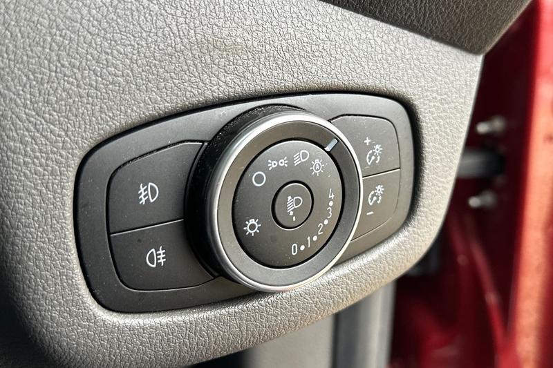 Used Ford Transit Connect 2019 for sale - 77763678: Photo 25