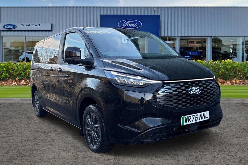 Used Ford E-Tourneo Custom 2025 for sale - 76716368: Photo 1