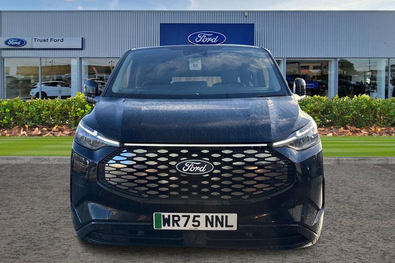 Used Ford E-Tourneo Custom 2025 for sale - 76716368: Photo 10