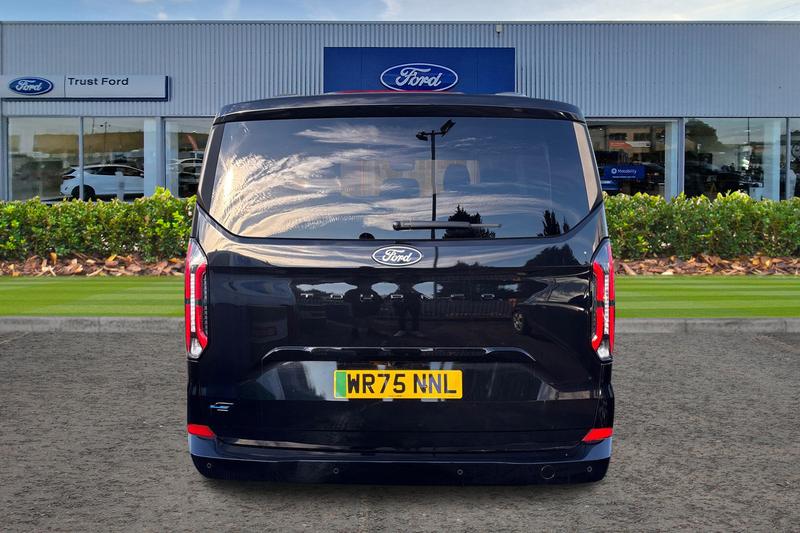 Used Ford E-Tourneo Custom 2025 for sale - 76716368: Photo 11