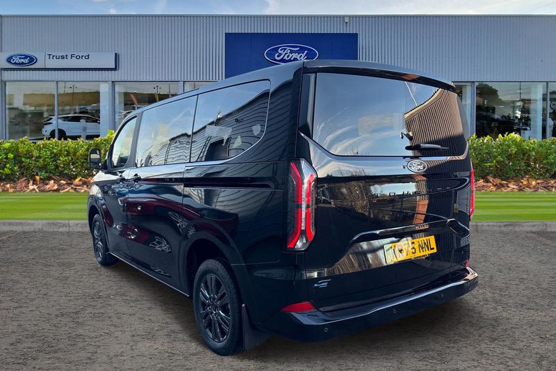 Used Ford E-Tourneo Custom 2025 for sale - 76716368: Photo 2