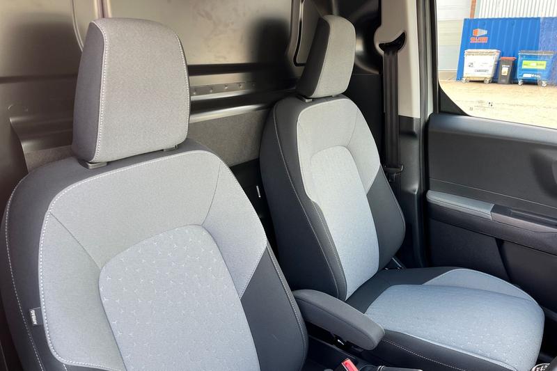 Used Ford Transit Courier 2024 for sale - 76400088: Photo 26