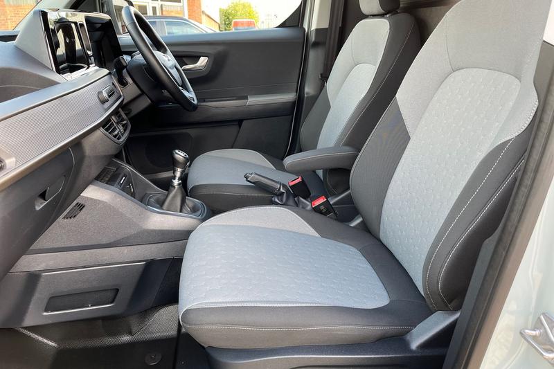 Used Ford Transit Courier 2024 for sale - 76400088: Photo 28