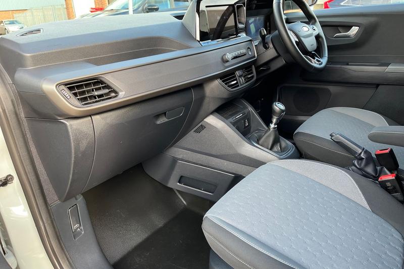 Used Ford Transit Courier 2024 for sale - 76400088: Photo 29