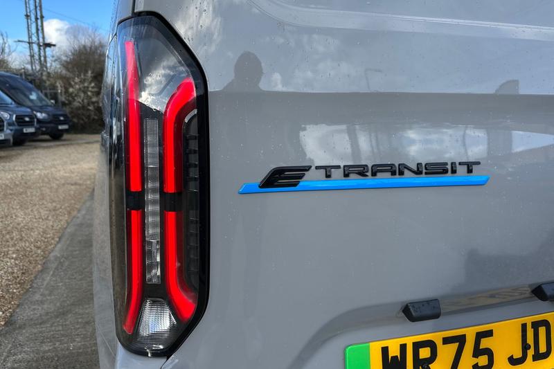 Used Ford Transit Custom 2025 for sale - 77951196: Photo 39
