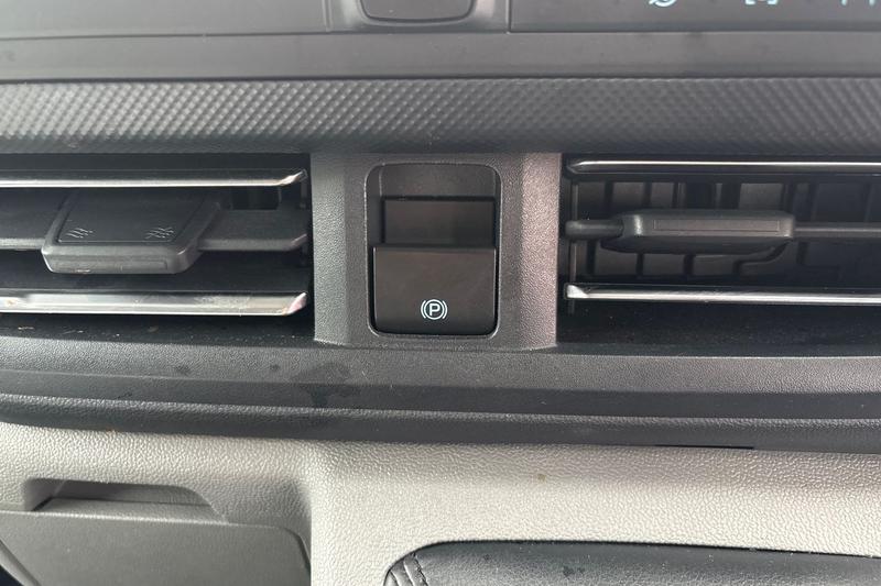 Used Ford Transit Custom 2024 for sale - 76541474: Photo 21