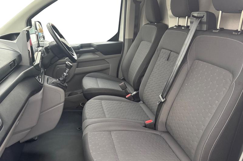 Used Ford Transit Custom 2024 for sale - 76541474: Photo 8
