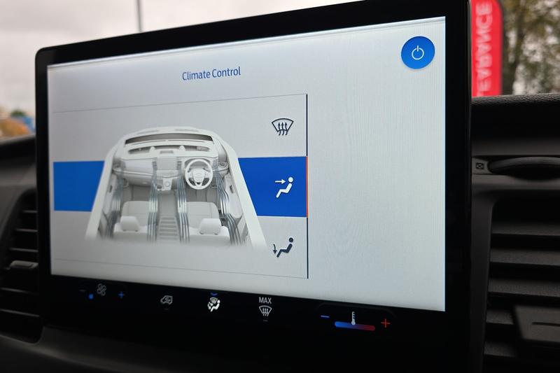 Used Ford Transit 2024 for sale - 76631402: Photo 38