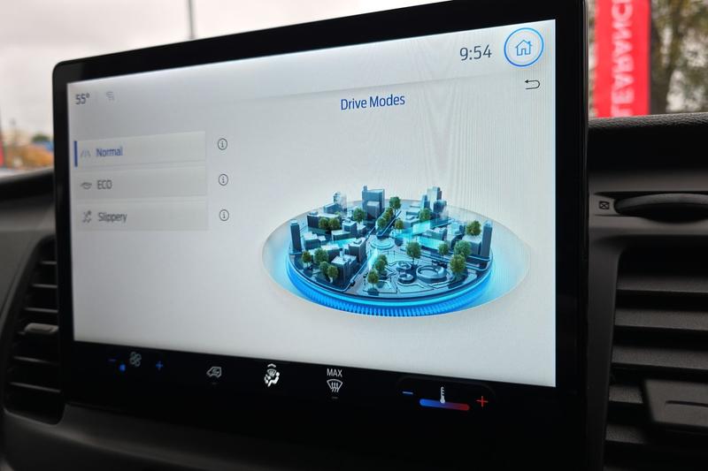 Used Ford Transit 2024 for sale - 76631402: Photo 40