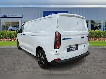 Used Ford Transit Custom 2024 for sale - 78529906: Photo