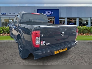 Used Nissan Navara 2021 for sale - 75792010: Photo