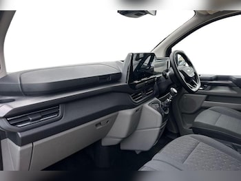 Used Ford Tourneo Custom 2025 for sale - 78286977: Photo