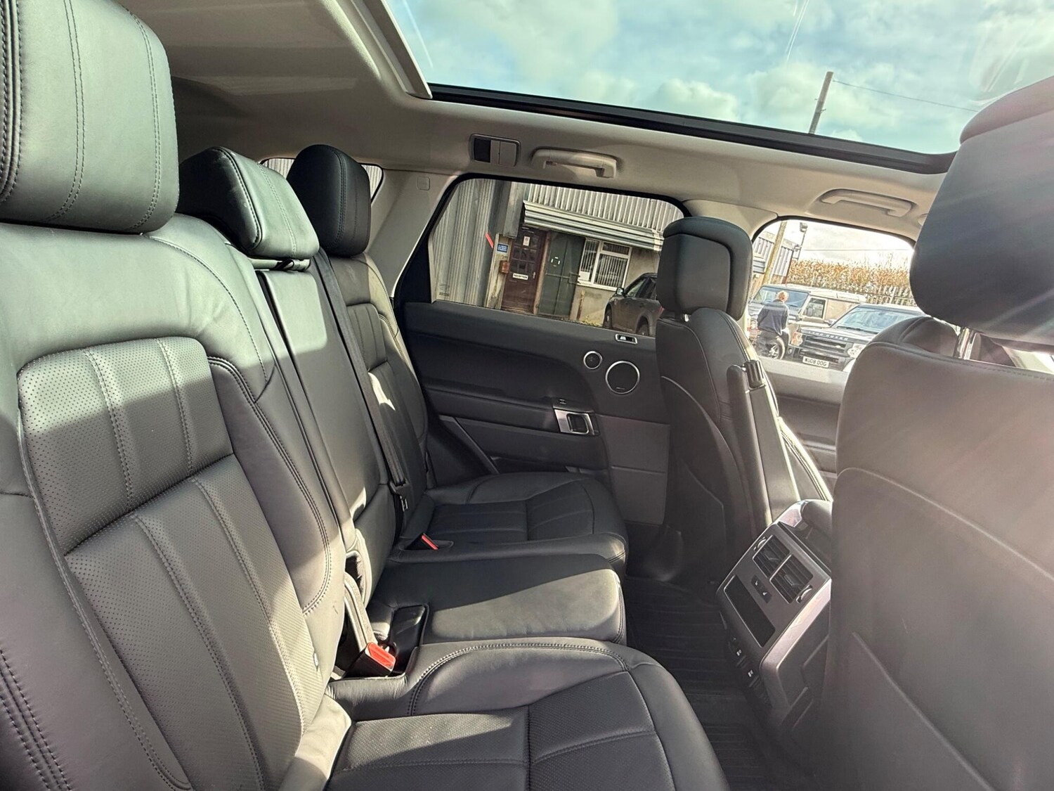 Used Land Rover Range Rover Sport 2019 for sale - 77387700: Photo 17