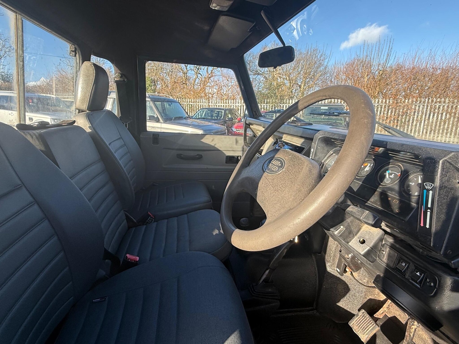 Used Land Rover Defender 2001 for sale - 77081662: Photo 12