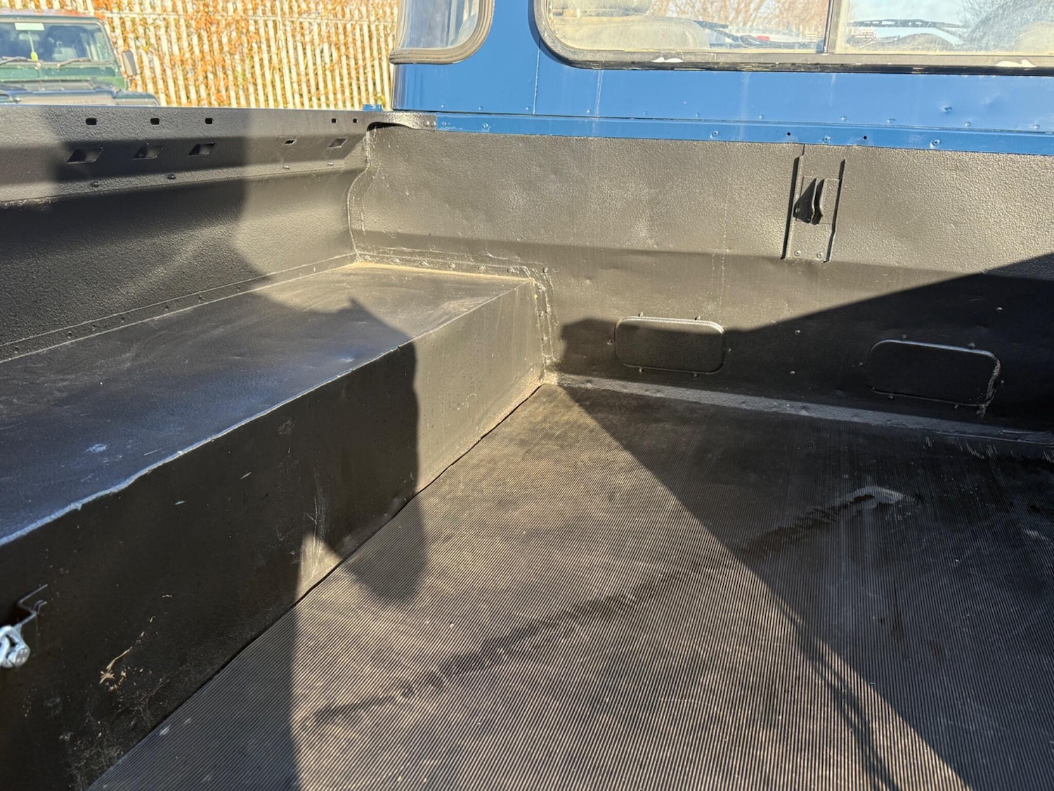 Used Land Rover Defender 2001 for sale - 77081662: Photo 20