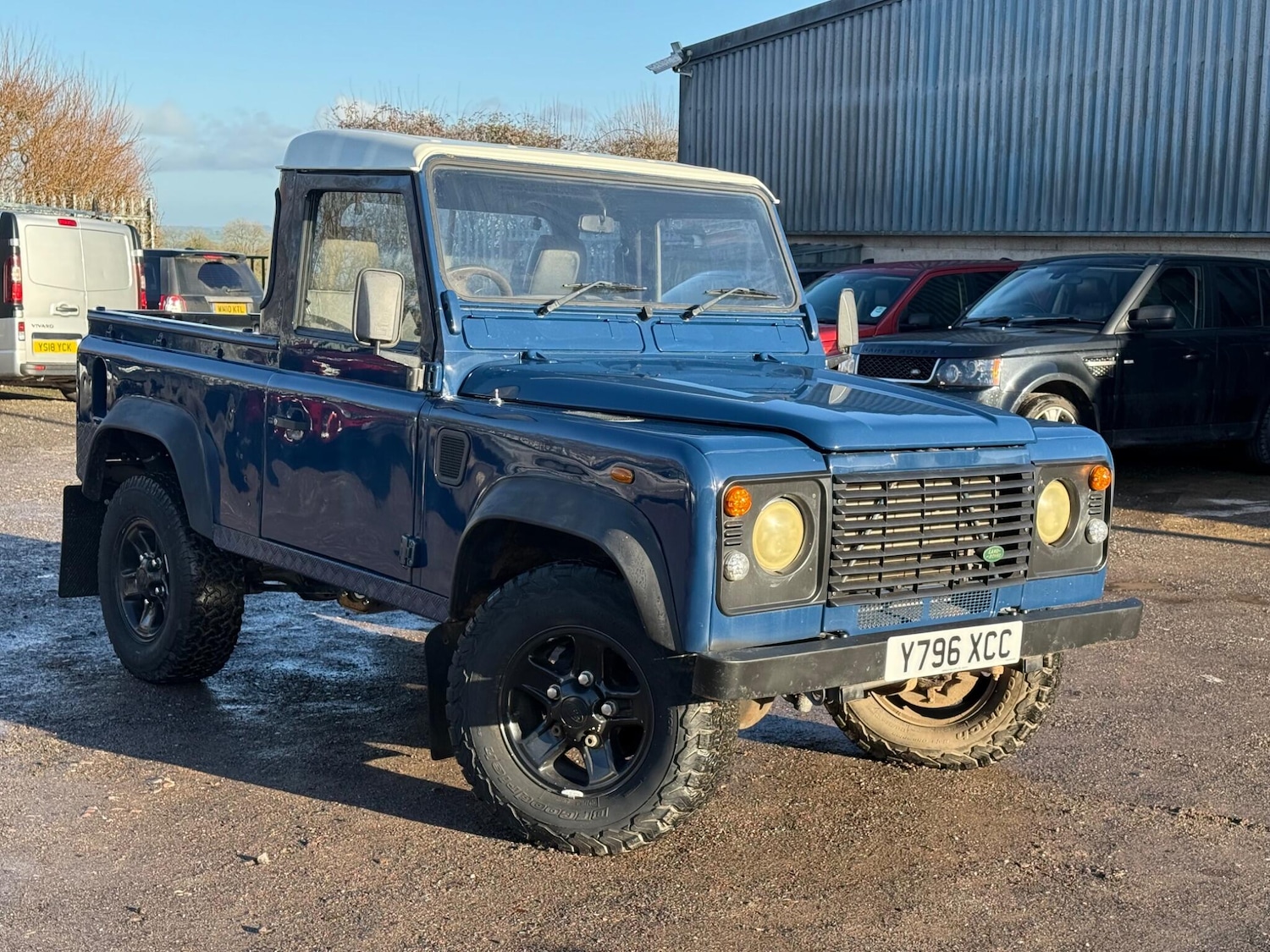 Used Land Rover Defender 2001 for sale - 77081662: Photo 3