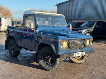 Used Land Rover Defender 2001 for sale - 77081662: Photo