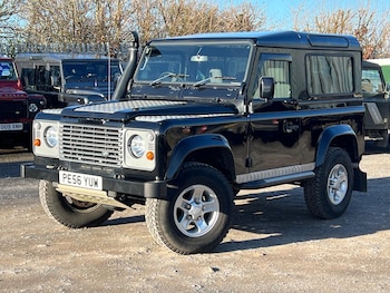Land Rover - Defender
