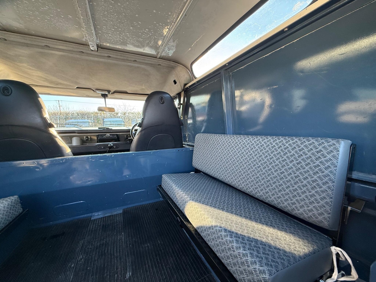 Used Land Rover Defender 90 1994 for sale - 77120521: Photo 15