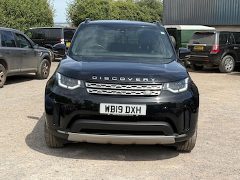 Used Land Rover Discovery 2019 for sale - 79472202: Photo