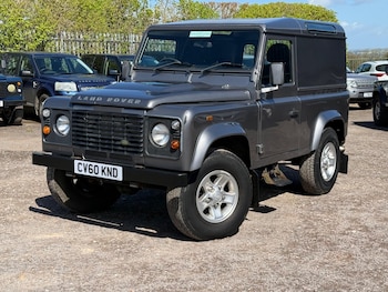 Used Land Rover Defender 90 2010 for sale - 77412383: Photo