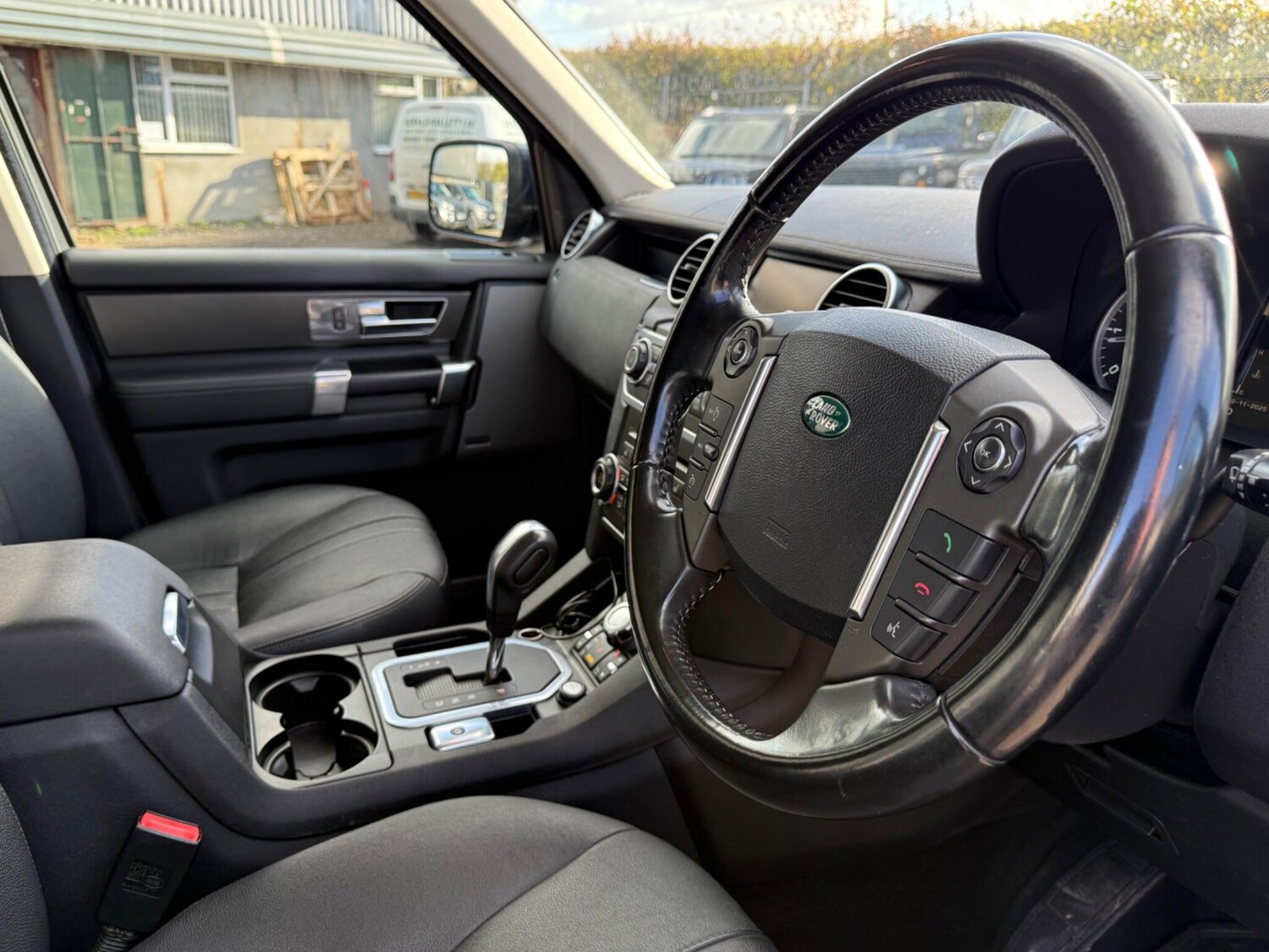 Used Land Rover Discovery 4 2010 for sale - 76072712: Photo 15