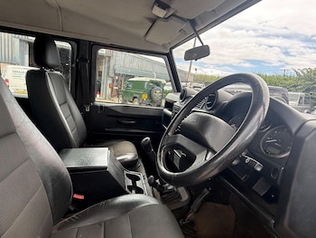 Used Land Rover Defender 110 2014 for sale - 79034158: Photo