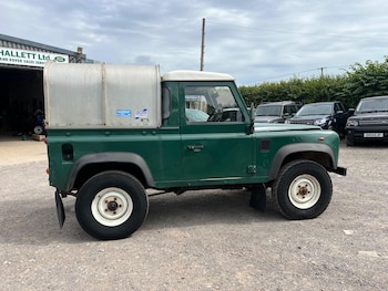 Used Land Rover Defender 90 2005 for sale - 76083851: Photo