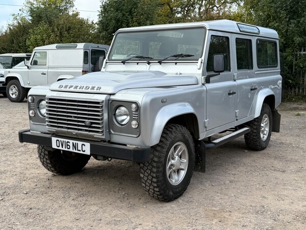 Used Land Rover Defender 110 2016 for sale - 76246843: Photo 11