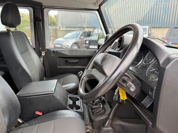 Used Land Rover Defender 110 2016 for sale - 76246843: Photo 12